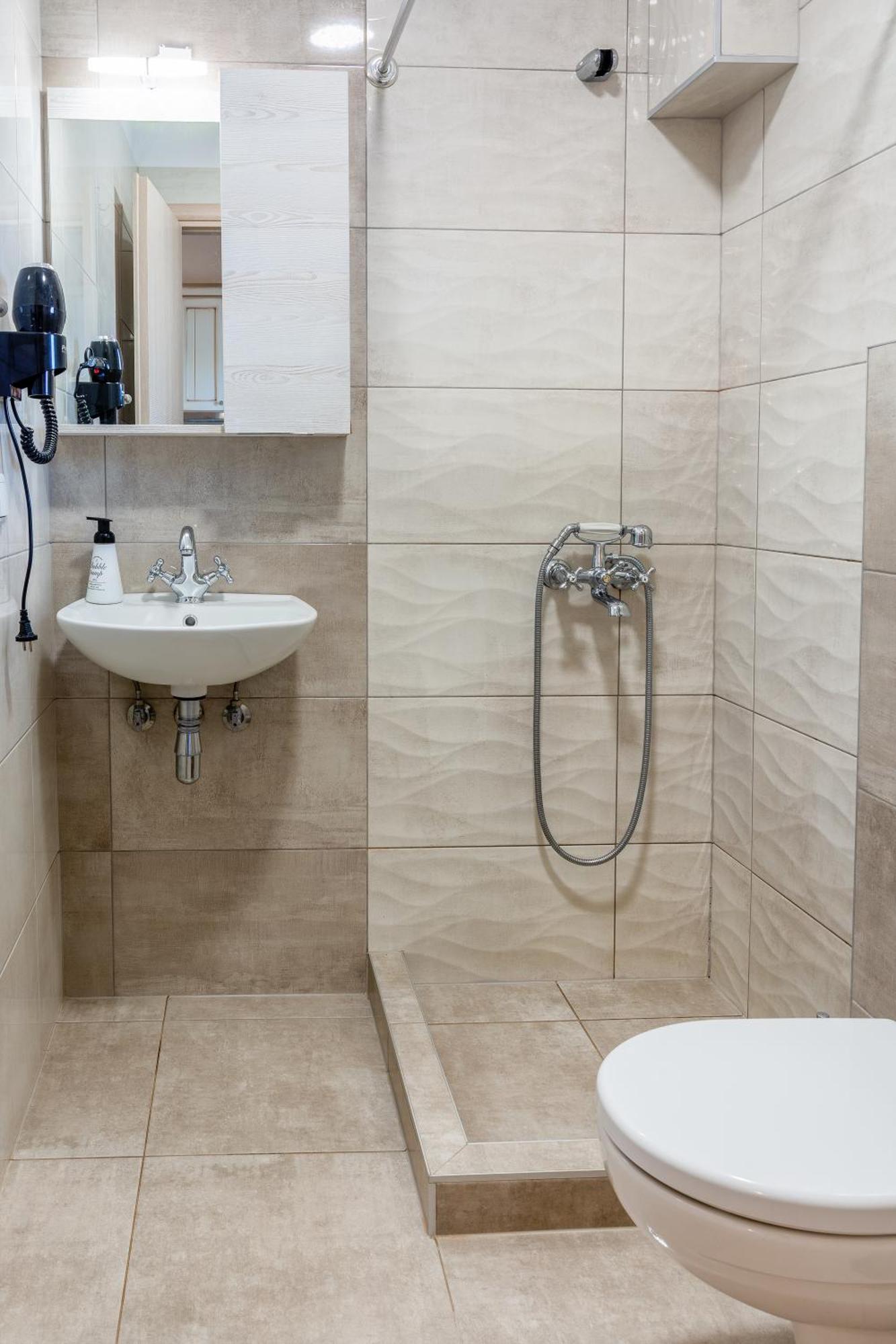 U Jacka Apartment Néoi Póroi Phòng bức ảnh