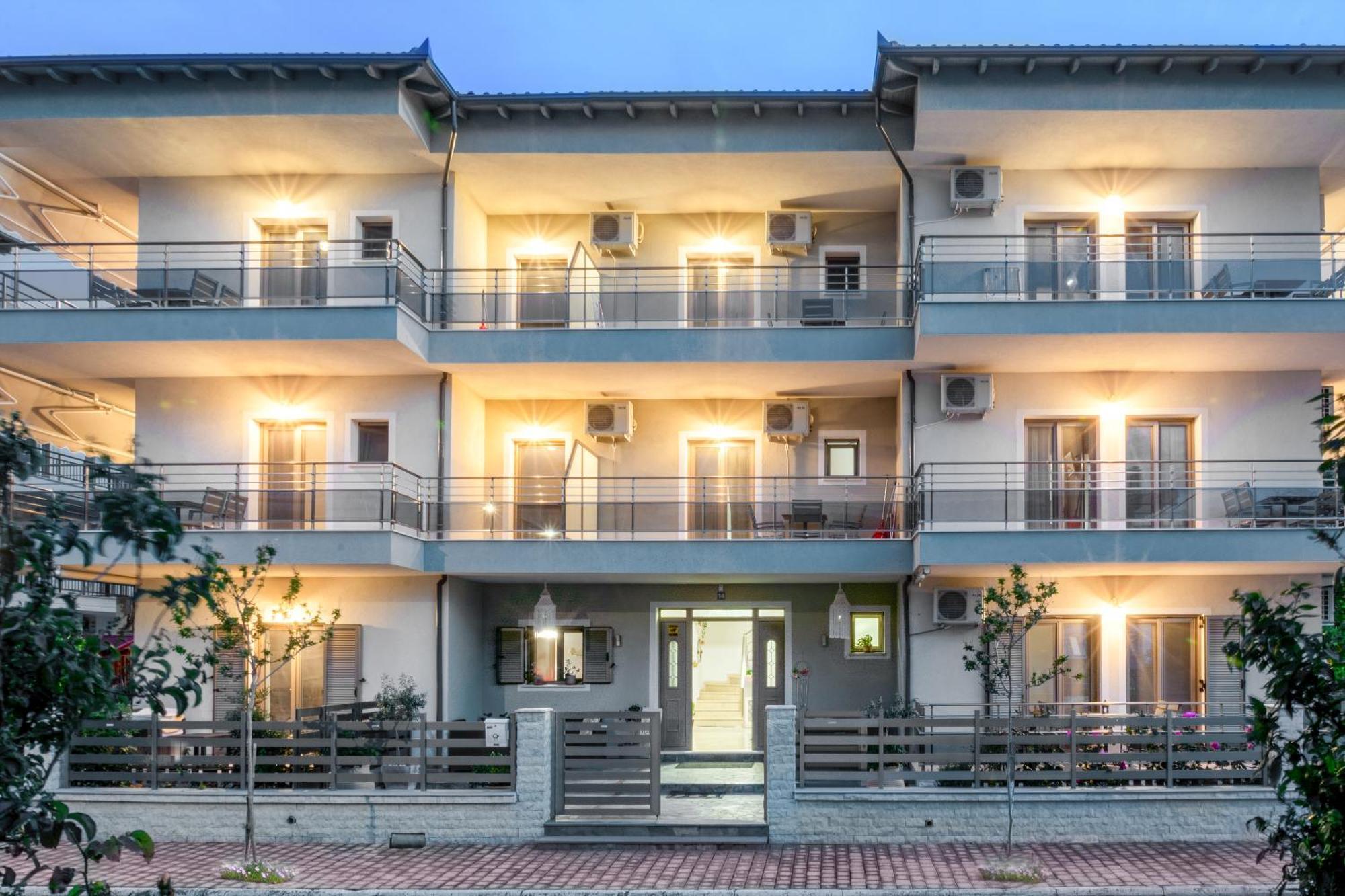 U Jacka Apartment Néoi Póroi Ngoại thất bức ảnh