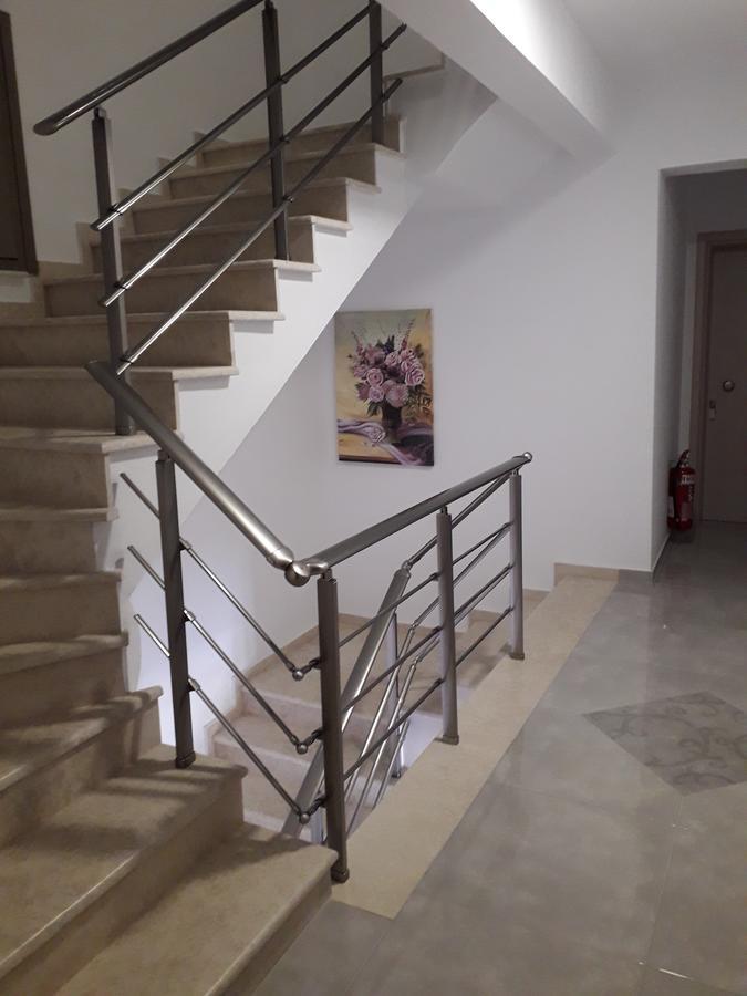U Jacka Apartment Néoi Póroi Ngoại thất bức ảnh