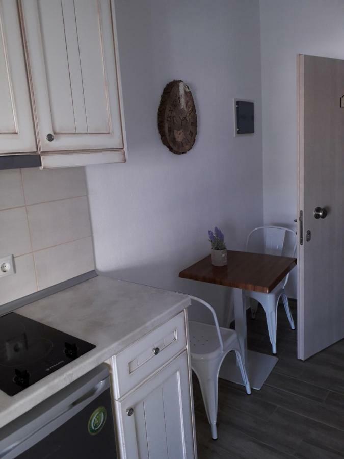 U Jacka Apartment Néoi Póroi Ngoại thất bức ảnh