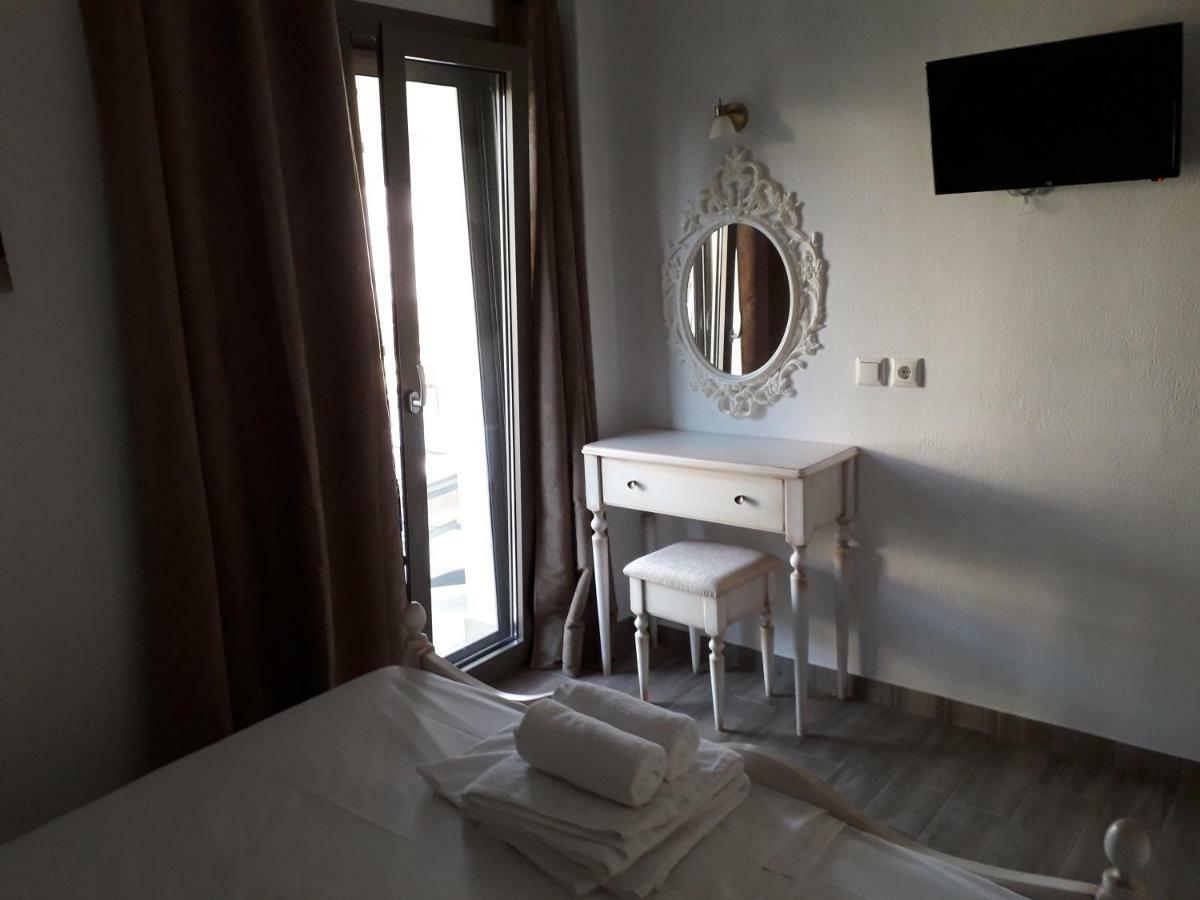 U Jacka Apartment Néoi Póroi Ngoại thất bức ảnh